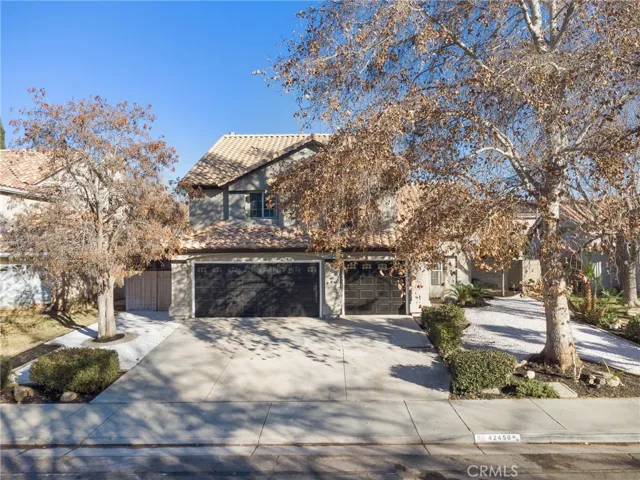 42450 Coronet Court, Lancaster, California 93536