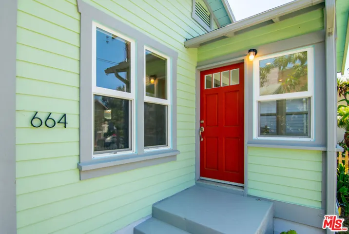 664 Marine Street, Santa Monica, California 90405