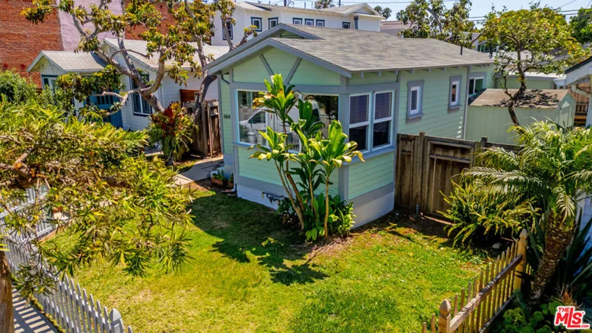 664 Marine Street, Santa Monica, California 90405