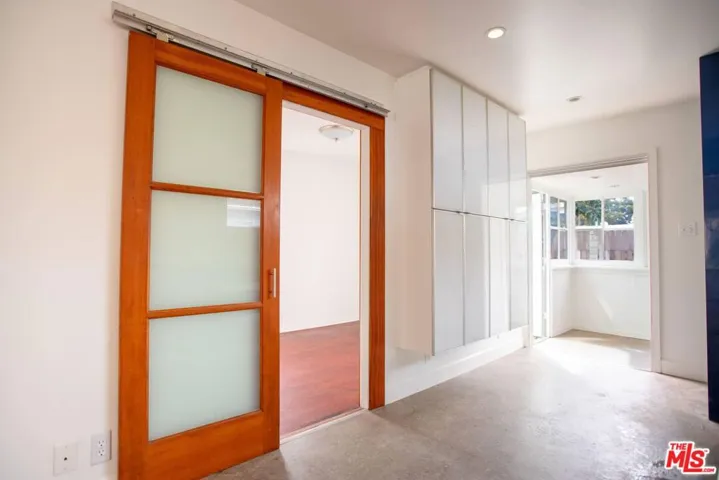 664 Marine Street, Santa Monica, California 90405