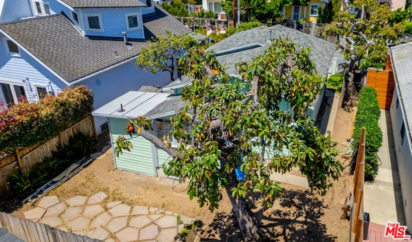 664 Marine Street, Santa Monica, California 90405