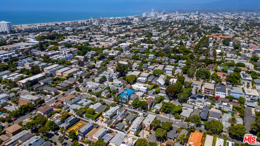 664 Marine Street, Santa Monica, California 90405