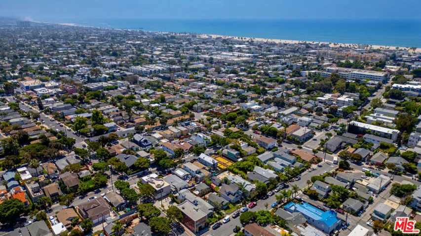 664 Marine Street, Santa Monica, California 90405