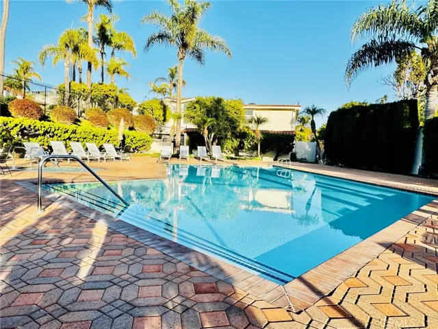 6412 Via Baron, Rancho Palos Verdes, California 90275