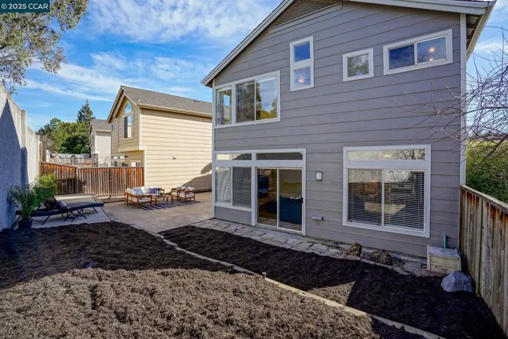441 Orchard View Ave, Martinez, California 94553