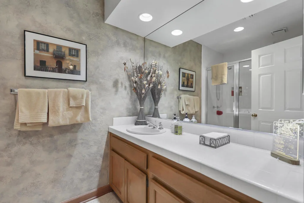 69844 Via Del Norte, Cathedral City, California 92234 home-pic-24