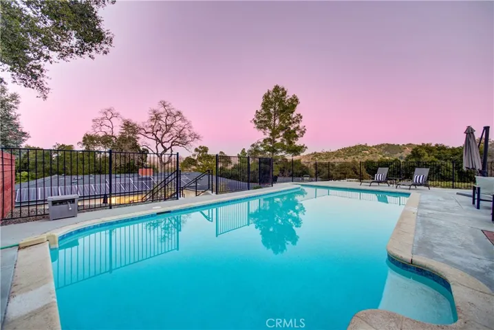 5490 Fresno Avenue, Atascadero, California 93422