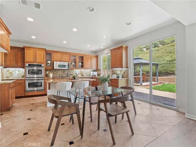 19669 Mathilde Lane, Saugus, California 91350