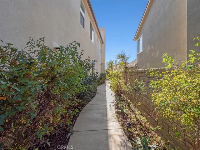 19669 Mathilde Lane, Saugus, California 91350