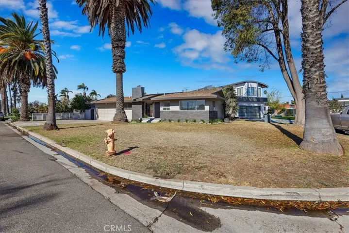 9611 Skylark Boulevard, Garden Grove, California 92841