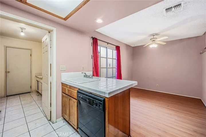9420 Cedar Street B, Bellflower, California 90706