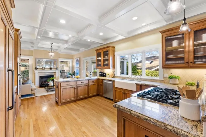 15945 Camino Del Cerro, Los Gatos, California 95032