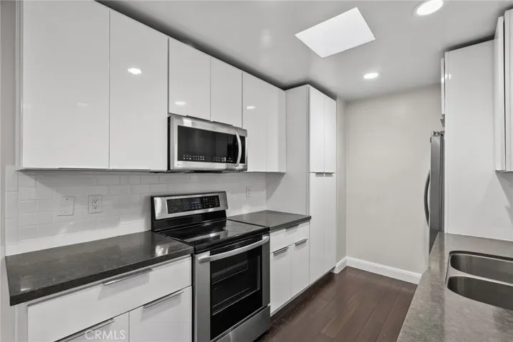 1601 Veteran Avenue 304, Los Angeles, California 90024