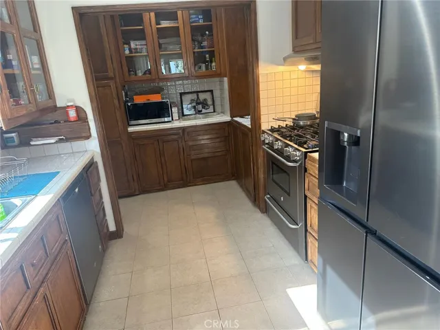 28802 Gunter Road, Rancho Palos Verdes, California 90275