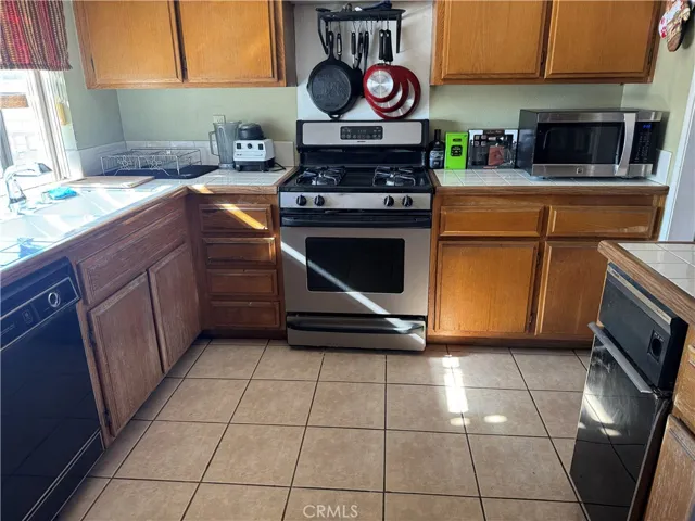 17223 Fern Street, Fontana, California 92336
