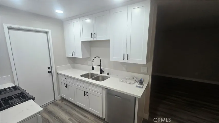 2022 La Mesa Court, Hemet, California 92545