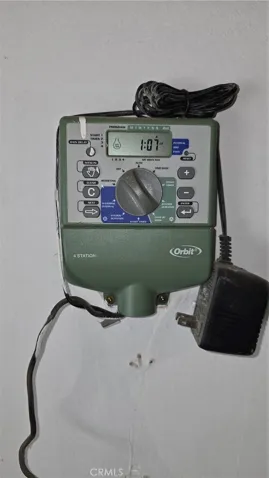 Automatic sprinkler system.