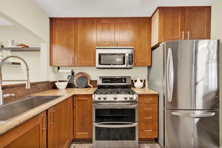 10126 Ashdale Lane, Santee, California 92071