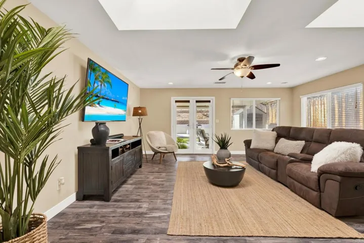 10126 Ashdale Lane, Santee, California 92071