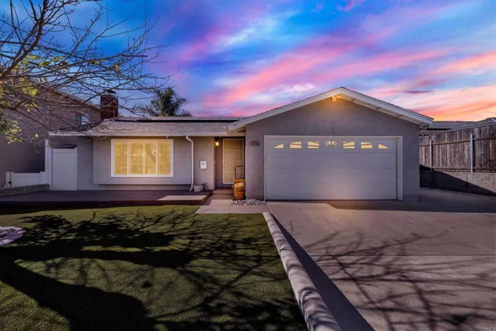 10126 Ashdale Lane, Santee, California 92071