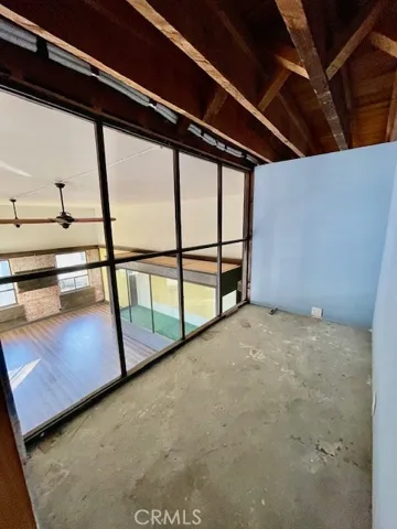 2nd story viewing room