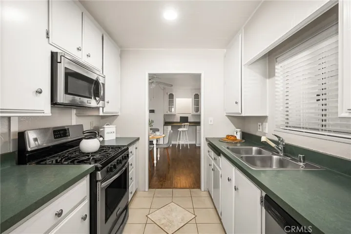 16742 Lake Forest Lane, Yorba Linda, California 92886