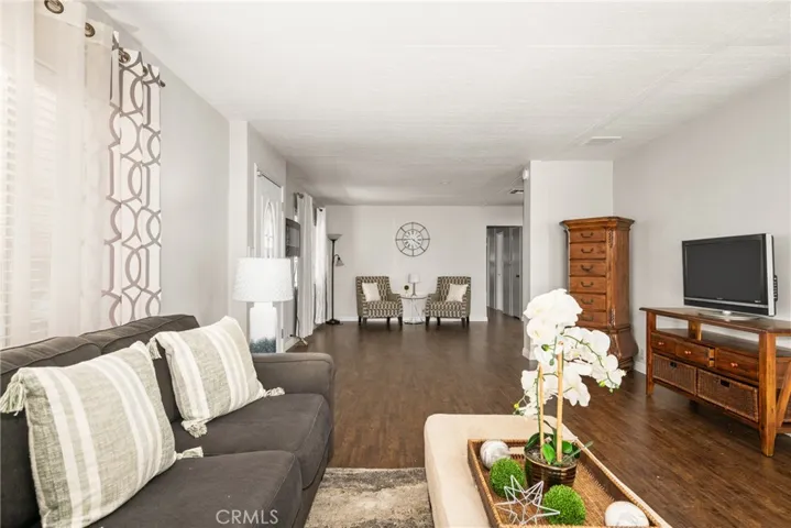16742 Lake Forest Lane, Yorba Linda, California 92886