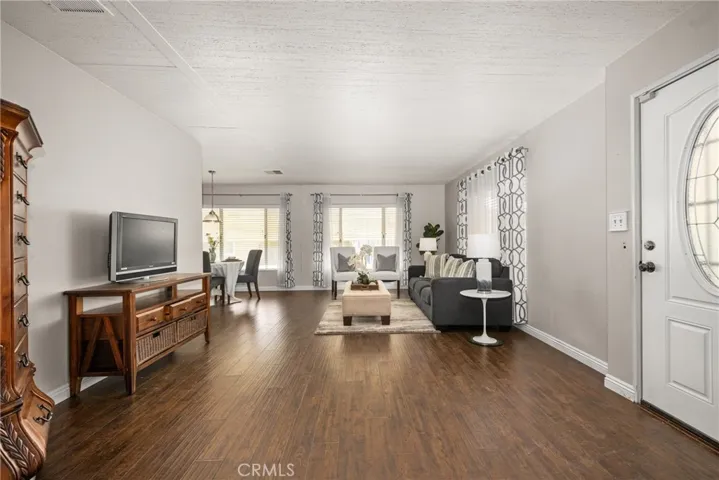16742 Lake Forest Lane, Yorba Linda, California 92886