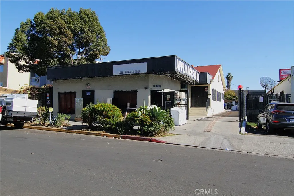 1108 N Kenmore Avenue, Los Angeles, California 90029 home-pic-0