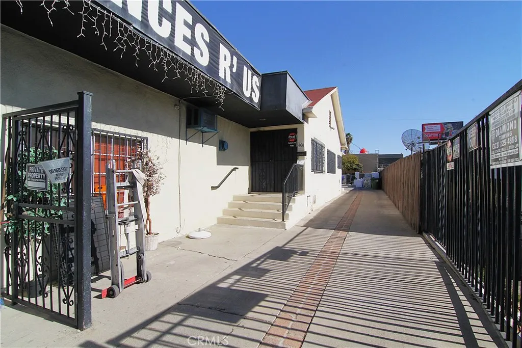 1108 N Kenmore Avenue, Los Angeles, California 90029 home-pic-7