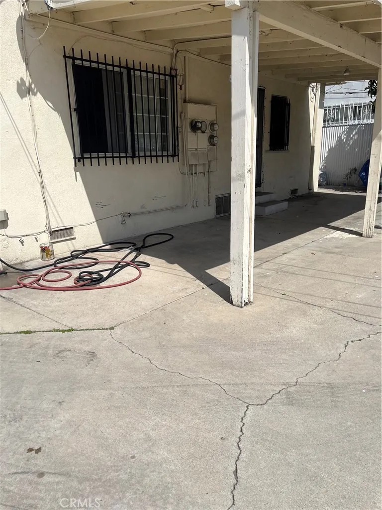 1108 N Kenmore Avenue, Los Angeles, California 90029 home-pic-18