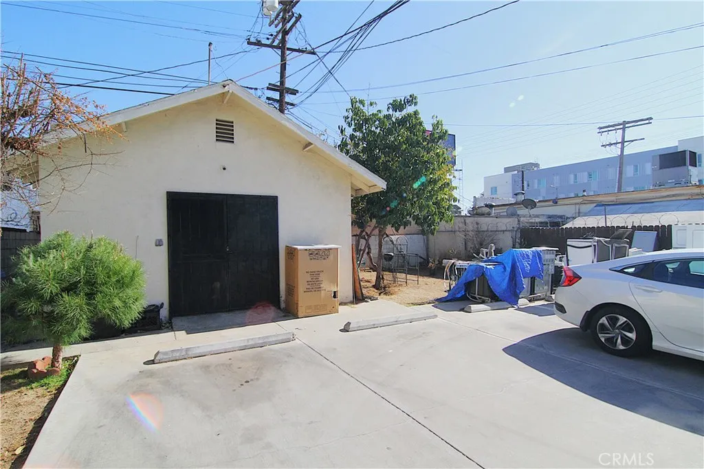 1108 N Kenmore Avenue, Los Angeles, California 90029 home-pic-13