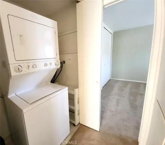 Stack-able Laundry