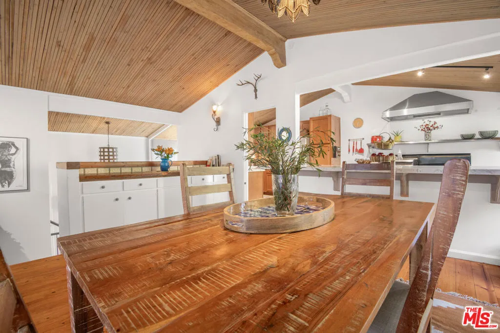 886 Camino Colibri, Calabasas, California 91302 home-pic-8