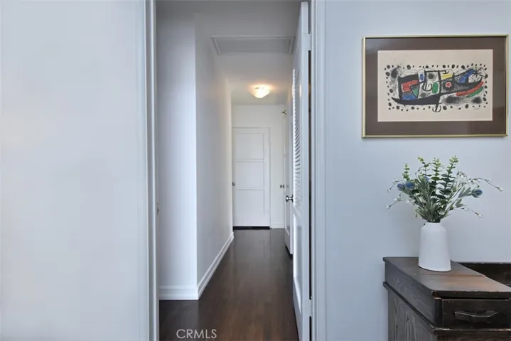 14541 Addison Street, Sherman Oaks, California 91403