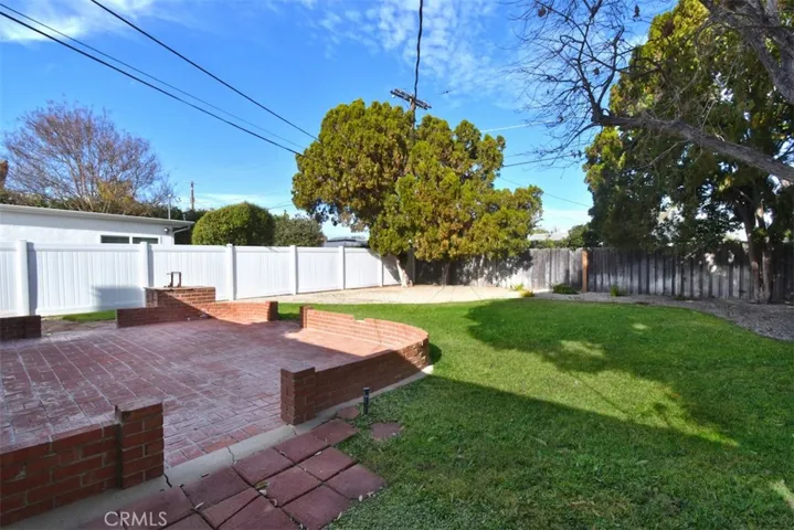 14541 Addison Street, Sherman Oaks, California 91403