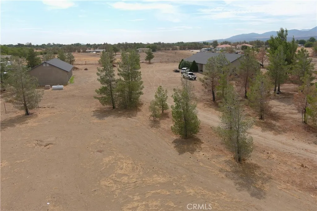 36646 92nd Street E, Littlerock, California 93543 home-pic-11