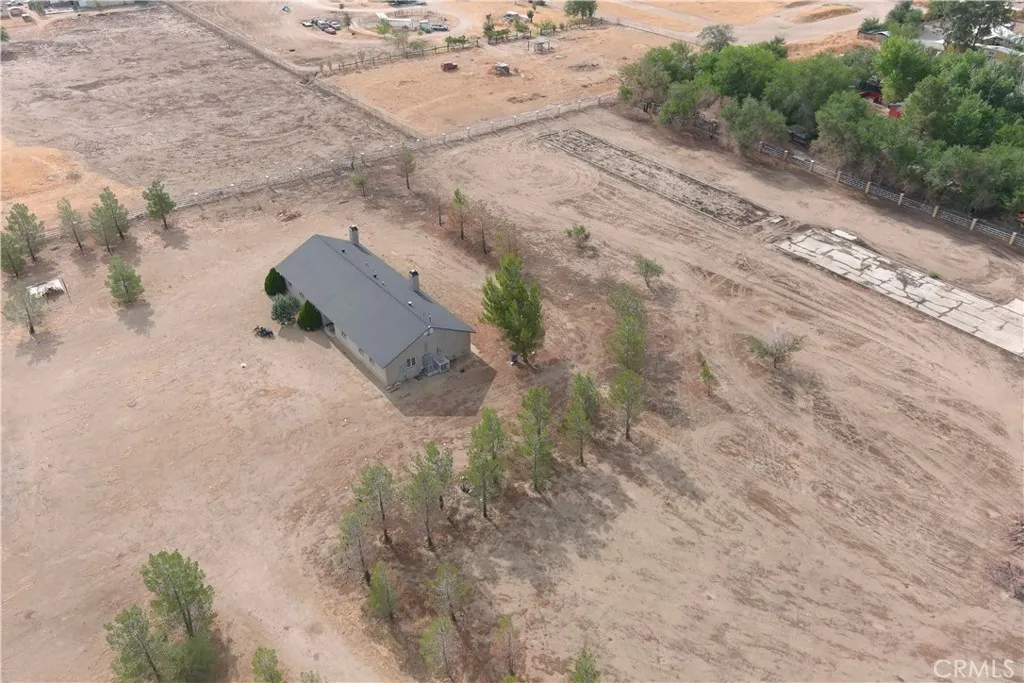 36646 92nd Street E, Littlerock, California 93543 home-pic-3