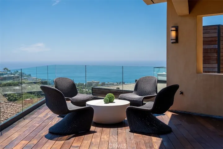 1074 Flamingo Road, Laguna Beach, California 92651