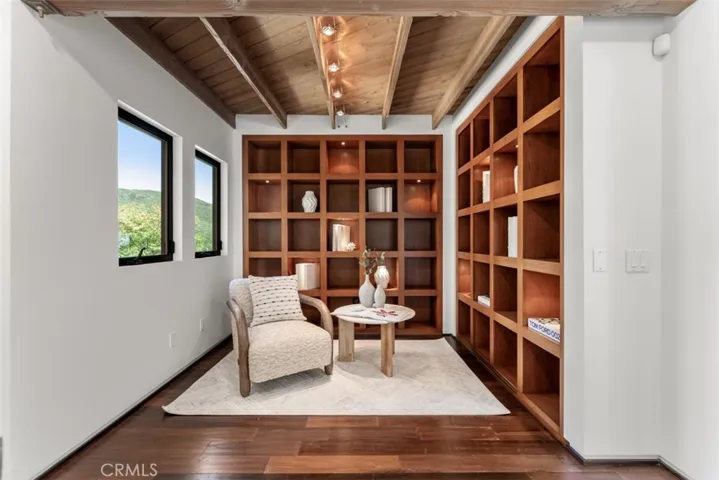 1074 Flamingo Road, Laguna Beach, California 92651