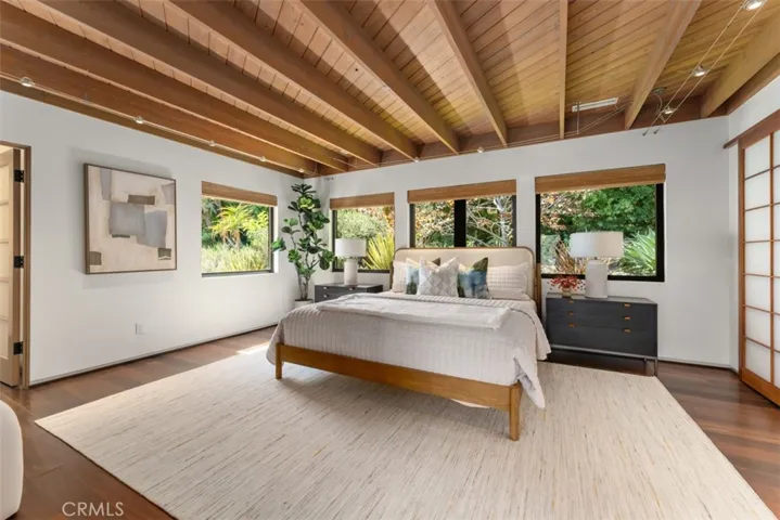 1074 Flamingo Road, Laguna Beach, California 92651