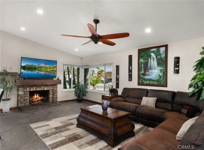 1644 Taylor Avenue, Corona, California 92882