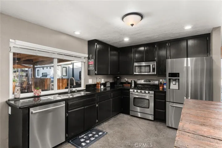 1644 Taylor Avenue, Corona, California 92882