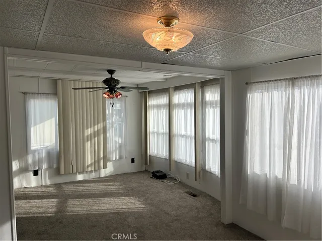 833 Grove Avenue, San Jacinto, California 92583