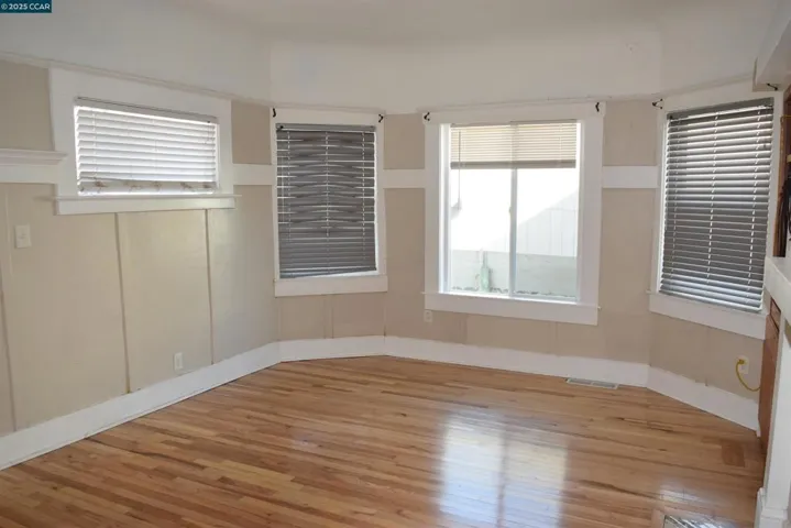 466 4th St, Richmond, California 94801