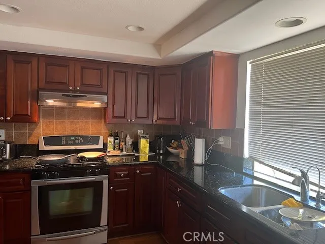 1638 Peacock Lane, Fullerton, California 92833