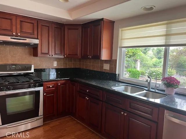 1638 Peacock Lane, Fullerton, California 92833