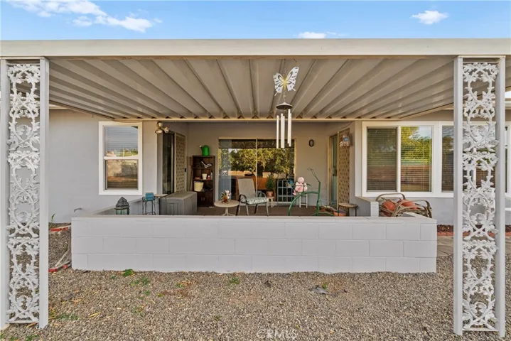 Covered rear patio