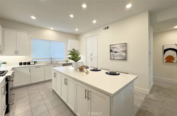 2188 Skylar Place, Tustin, California 92782