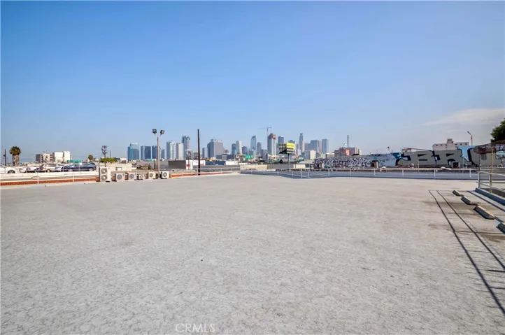519 E Washington Boulevard, Los Angeles, California 90015